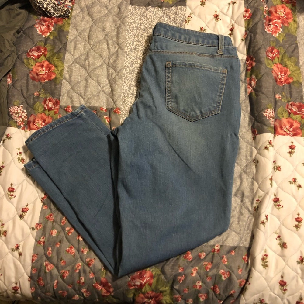 Faded glory capris